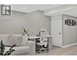 4 - 975 Strasburg Road, Kitchener, ON N2E0A8 Photo 28