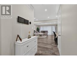 Bathroom - 4 - 975 Strasburg Road, Kitchener, ON N2E0A8 Photo 9