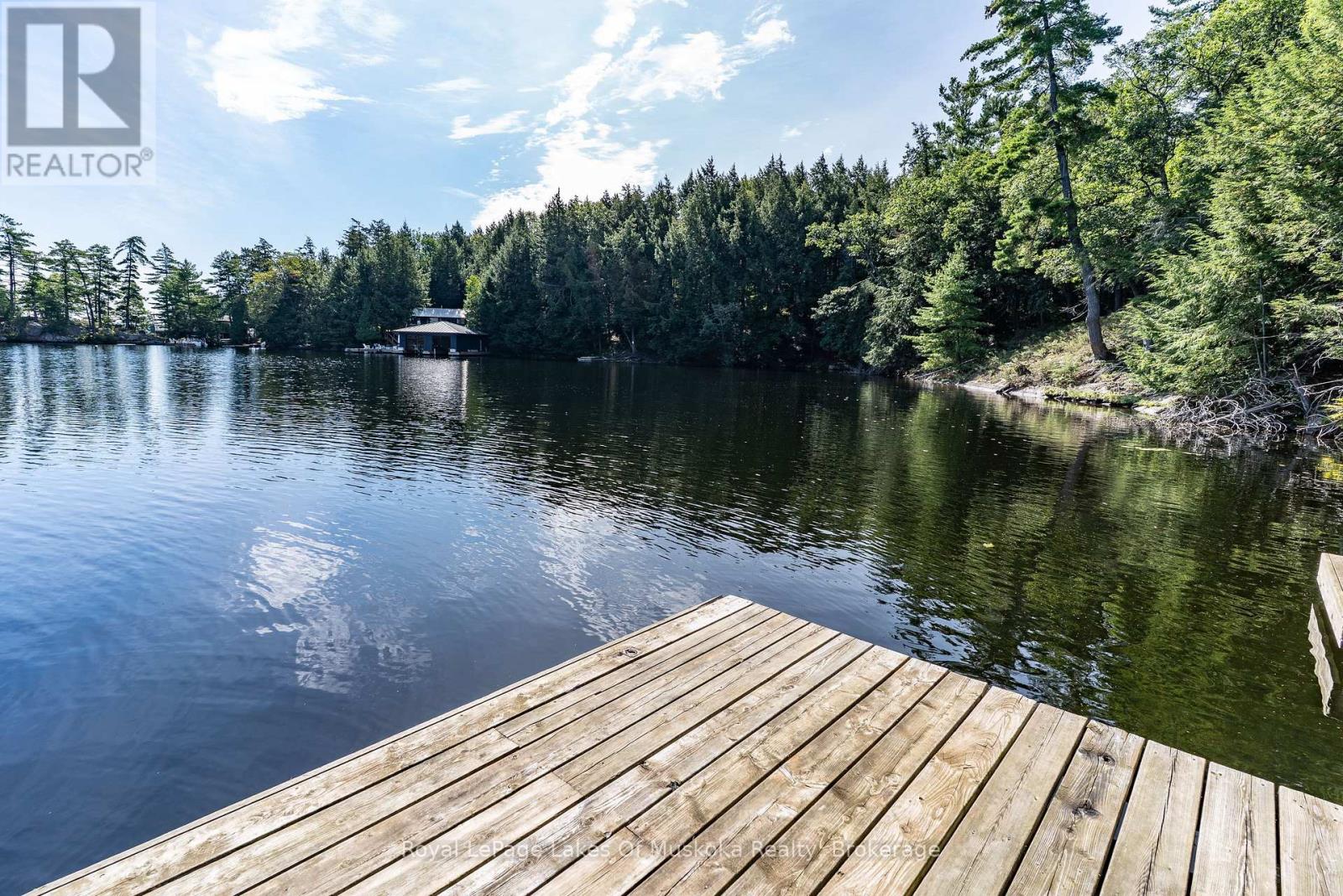 2115 LAKE MUSKOKA - 10