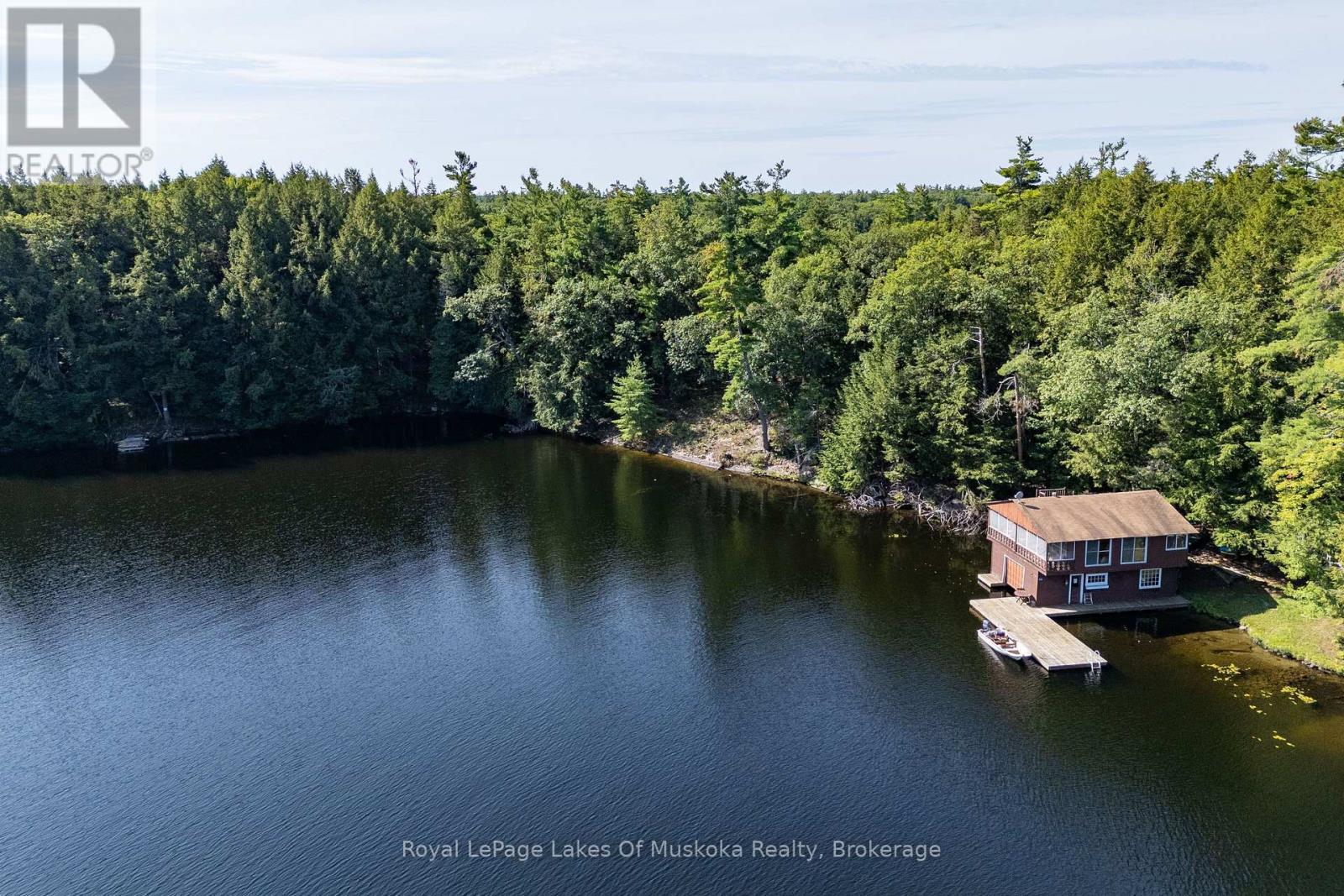 2115 LAKE MUSKOKA, Muskoka Lakes (Wood (Muskoka Lakes)) — photo 2