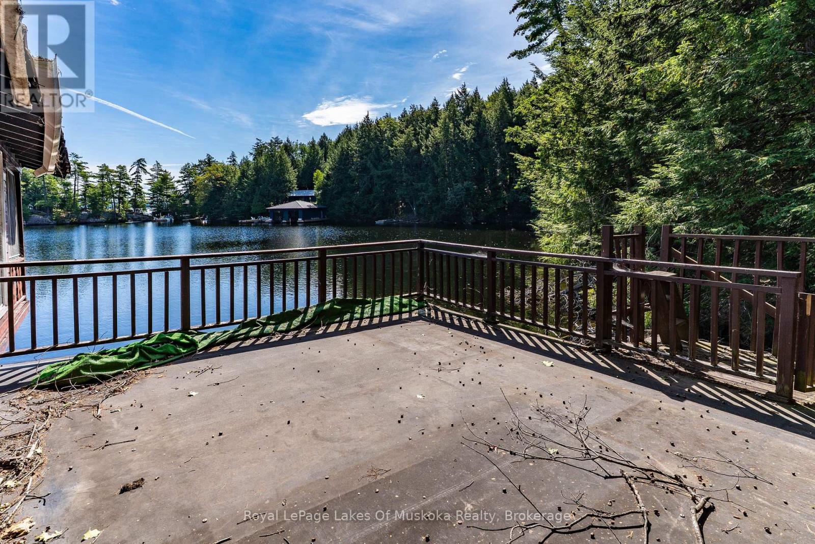 2115 LAKE MUSKOKA - Image 47
