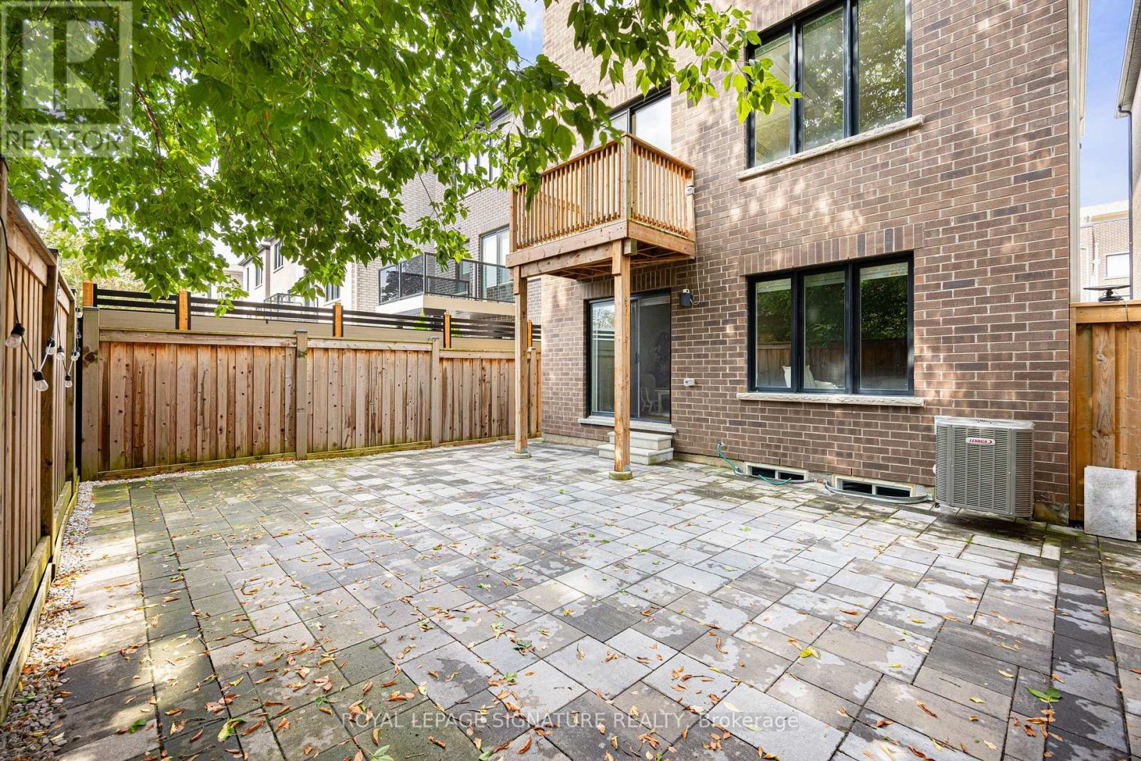 19 HOLLYHOCK COURT - 45