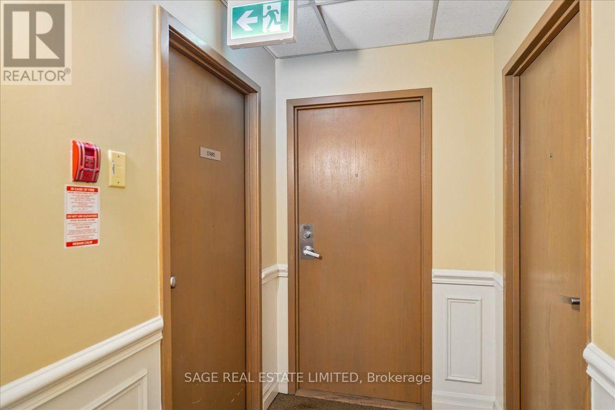 #901 97 LAWTON BOULEVARD - Image 37