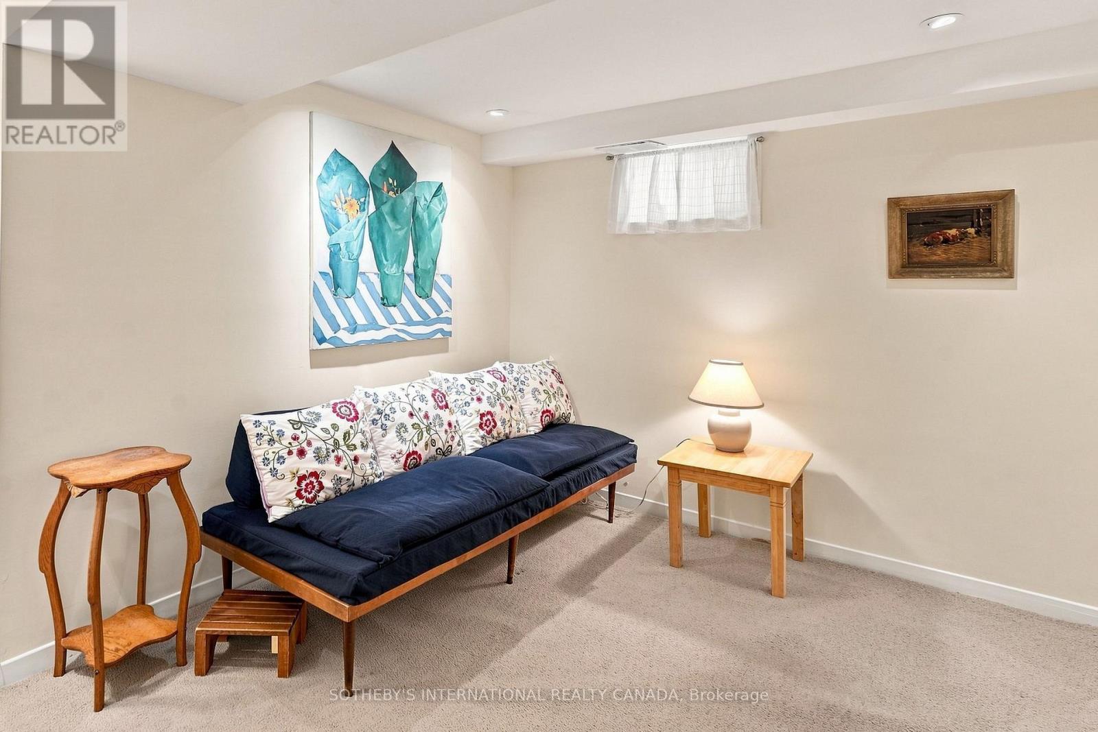 356 HOWLAND AVENUE - 20