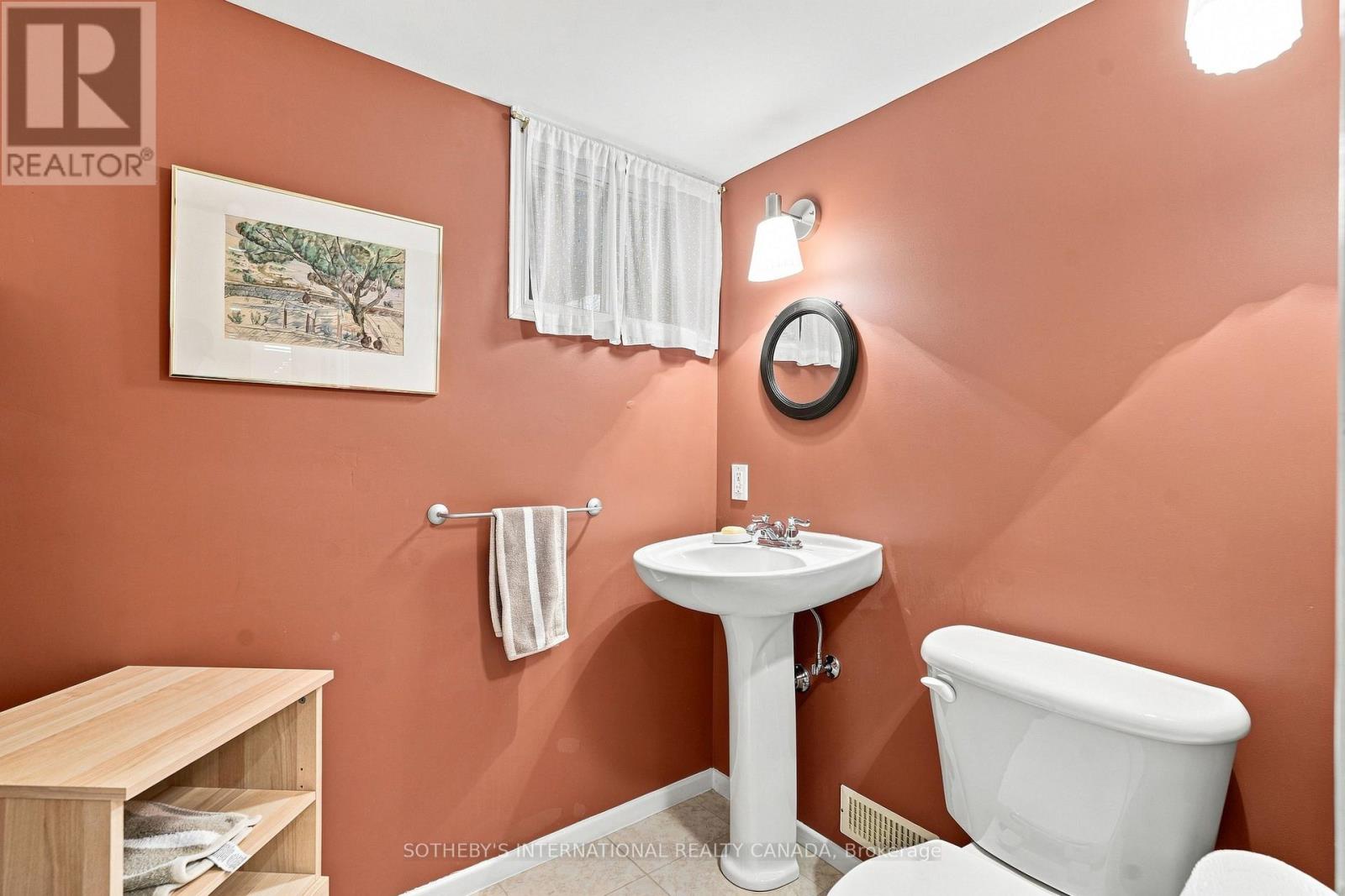 356 HOWLAND AVENUE - 21