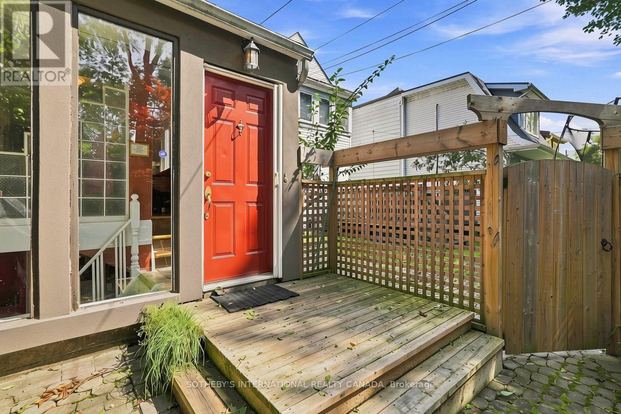 356 HOWLAND AVENUE - 22