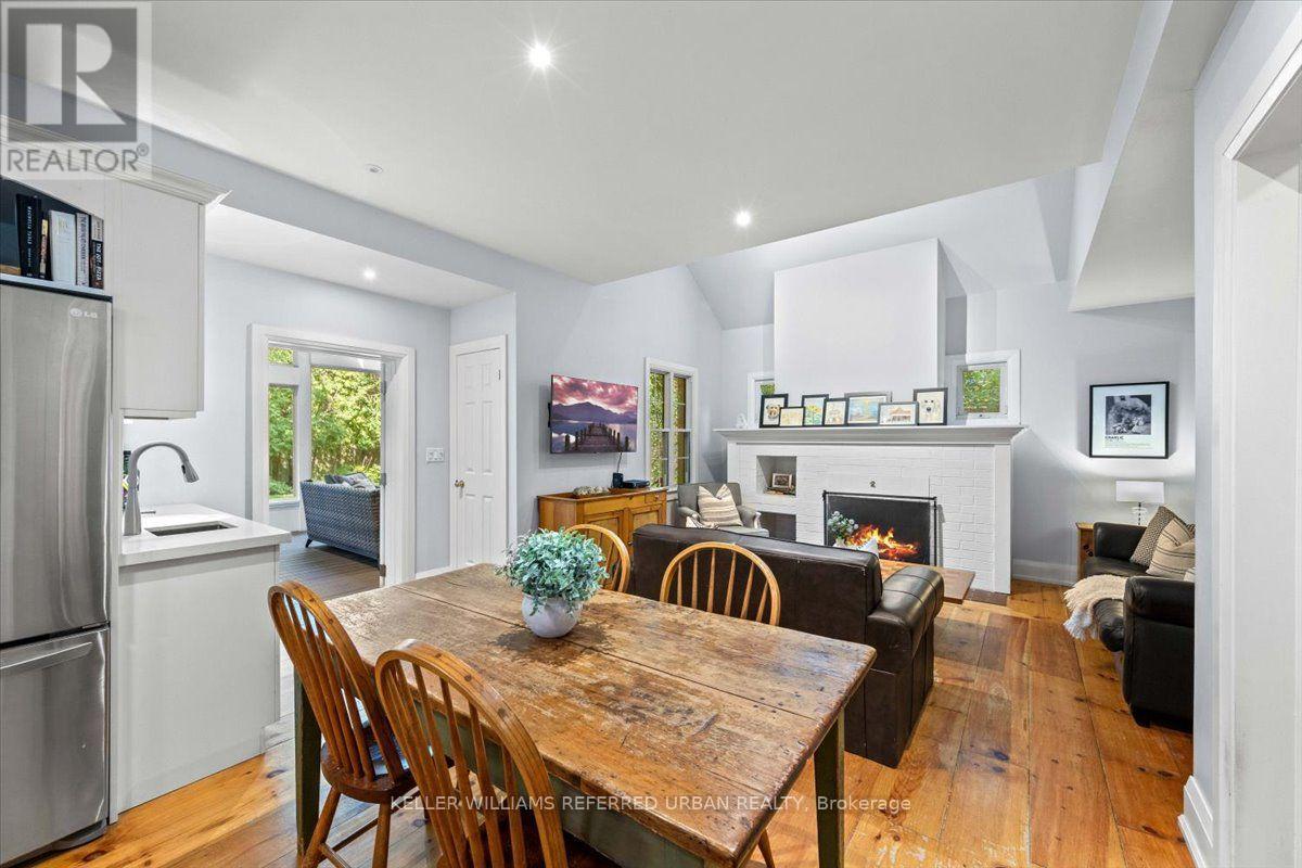 62 WENTWORTH AVENUE - 11
