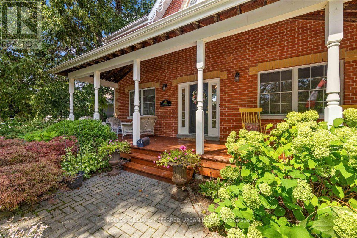 62 WENTWORTH AVENUE - 2