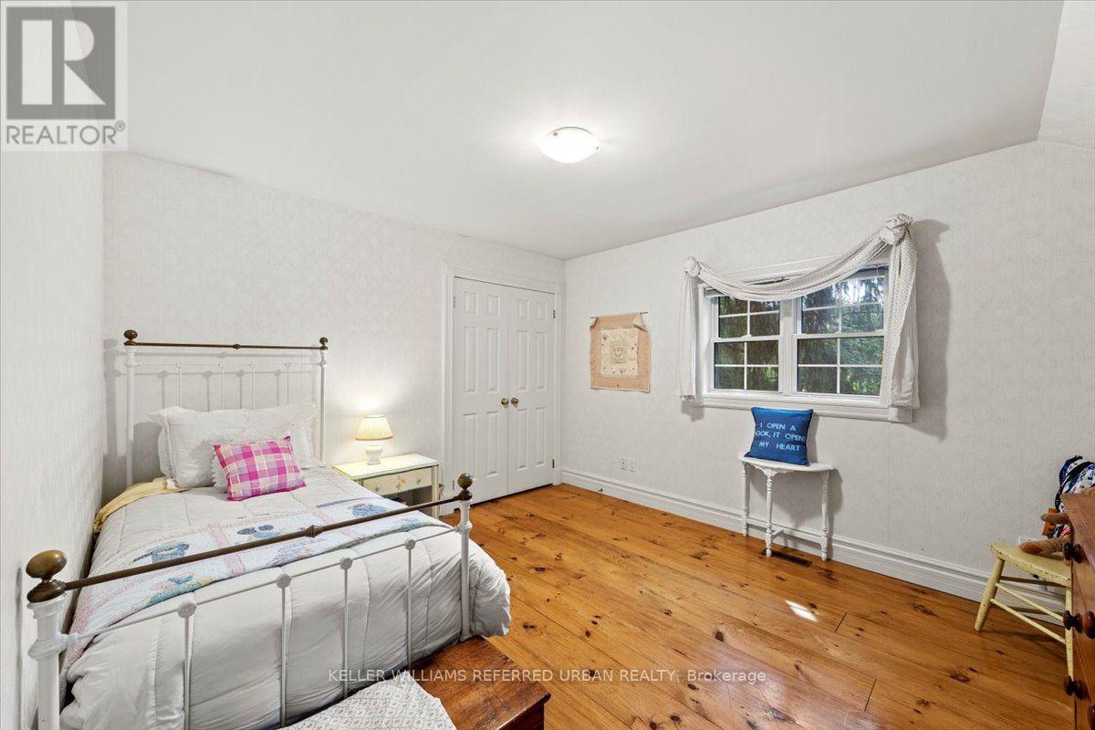 62 WENTWORTH AVENUE - 31
