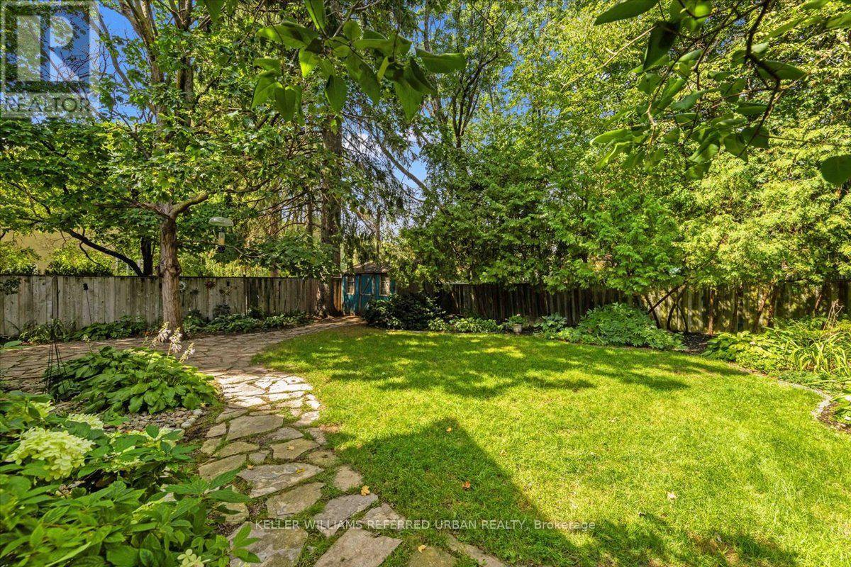 62 WENTWORTH AVENUE - 36