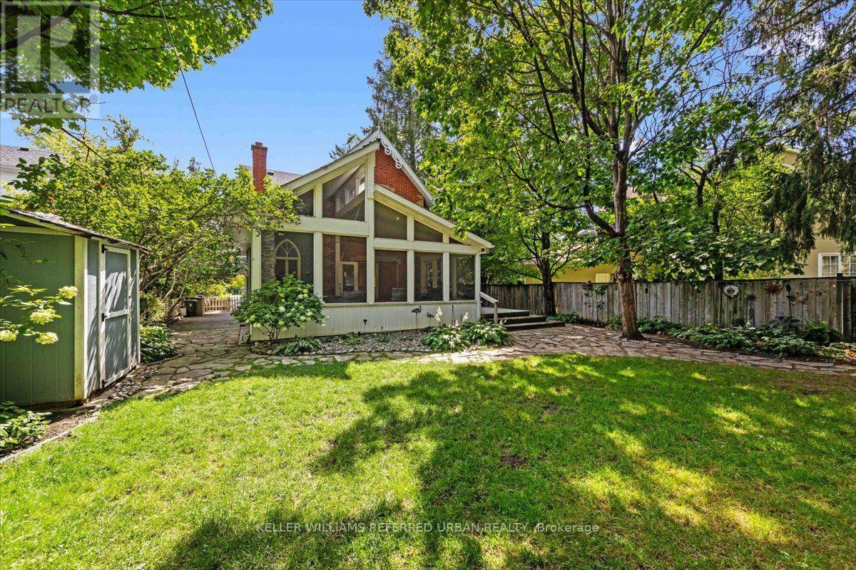 62 WENTWORTH AVENUE - 38