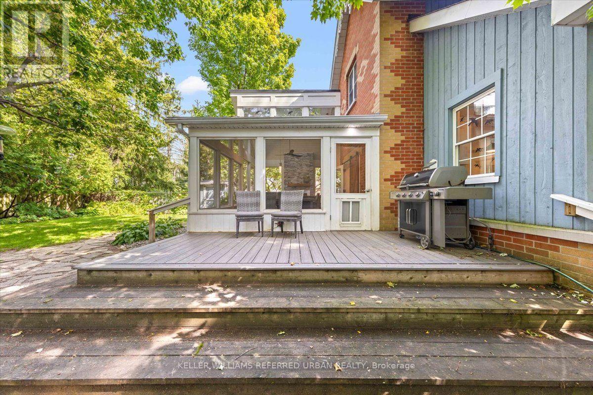 62 WENTWORTH AVENUE - 42
