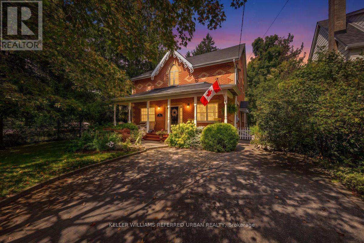 62 WENTWORTH AVENUE - 44