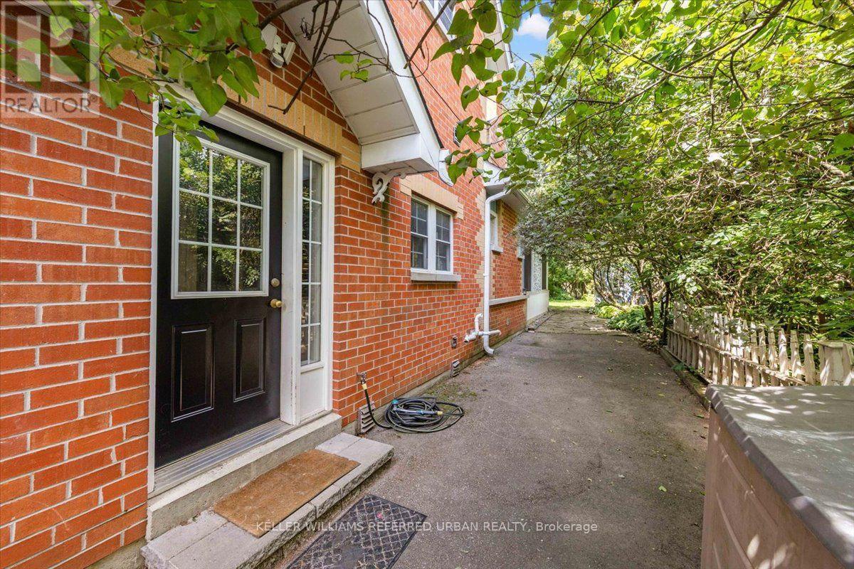 62 WENTWORTH AVENUE - 5