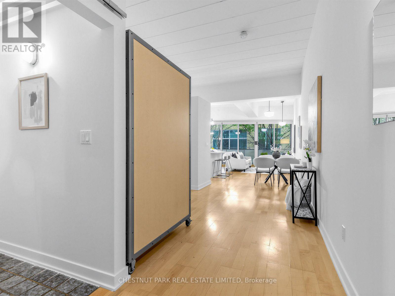 #409 160 BALDWIN STREET - 6