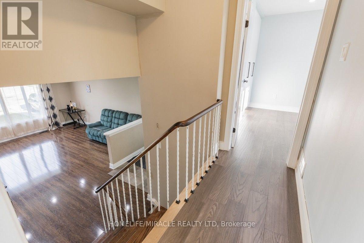 20 MAYHILL CRESCENT - 14