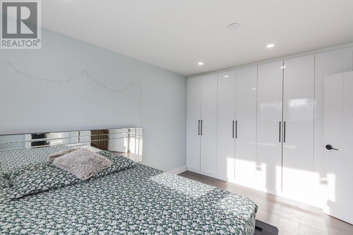 20 MAYHILL CRESCENT - 19