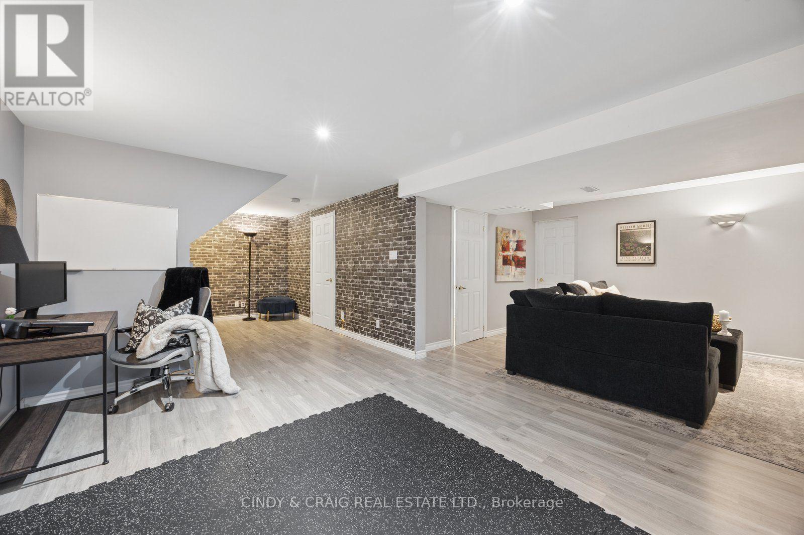 69 KINTYRE STREET - Image 13