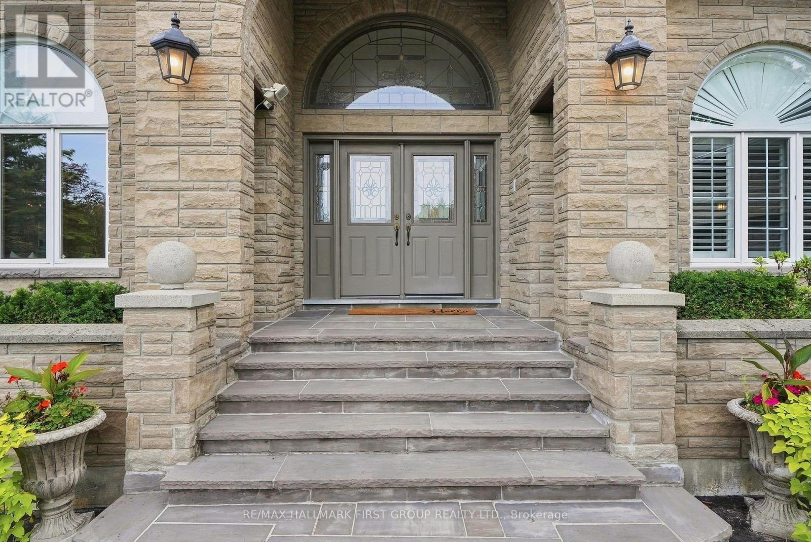 48 Buggey Lane, Ajax — photo 4
