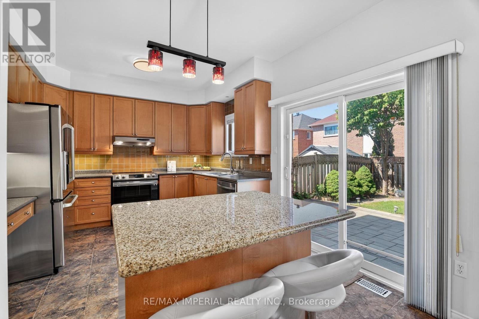 18 DAVIDOFF STREET - 14