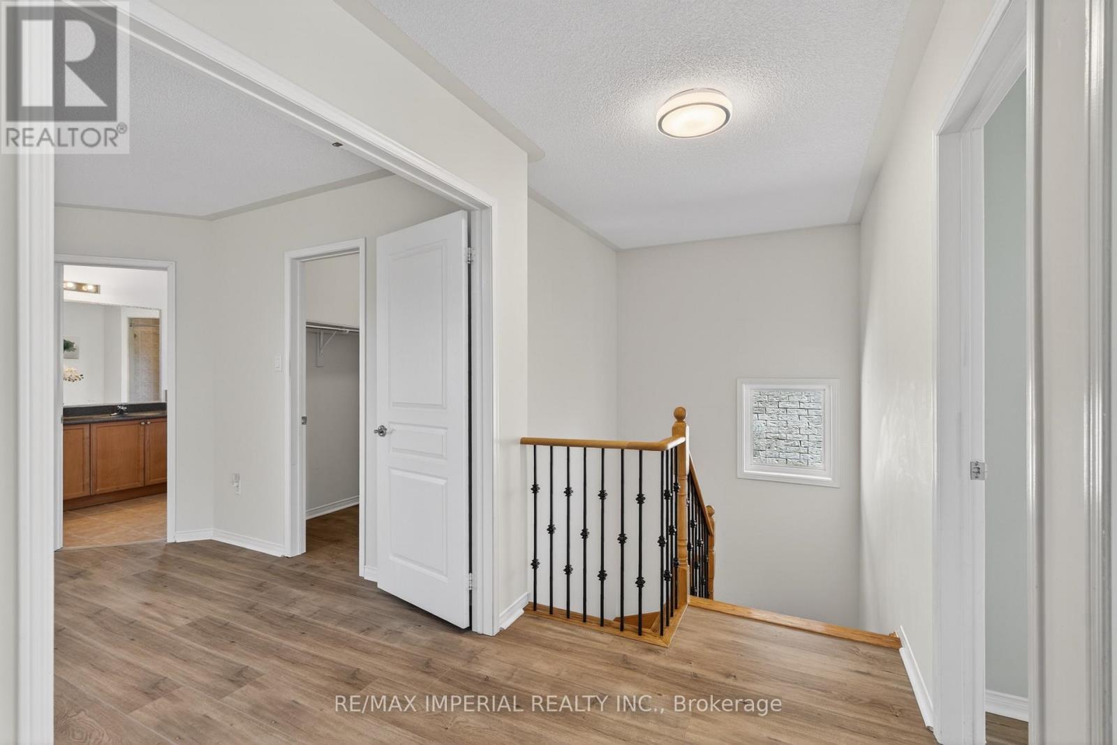 18 DAVIDOFF STREET - 24