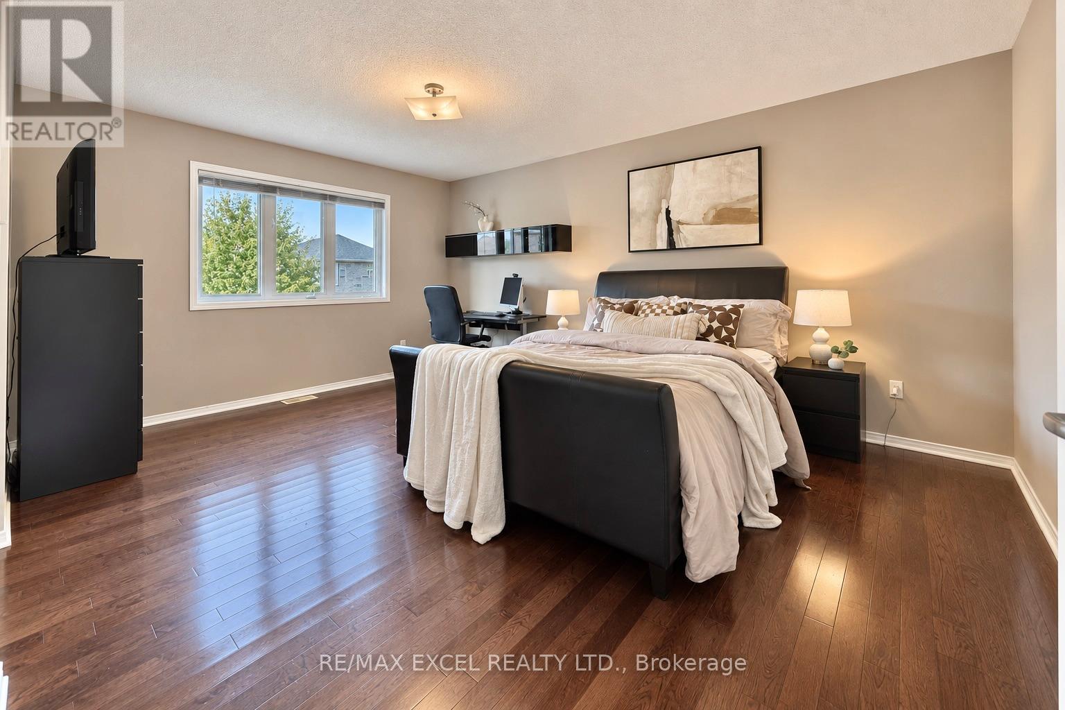 1808 CASTLEMORE AVENUE - 22