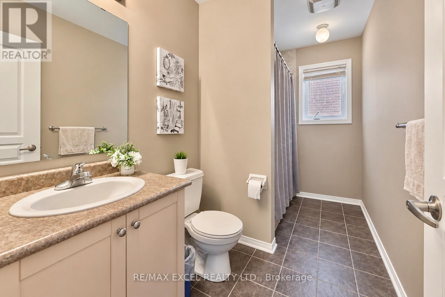 1808 CASTLEMORE AVENUE - 30