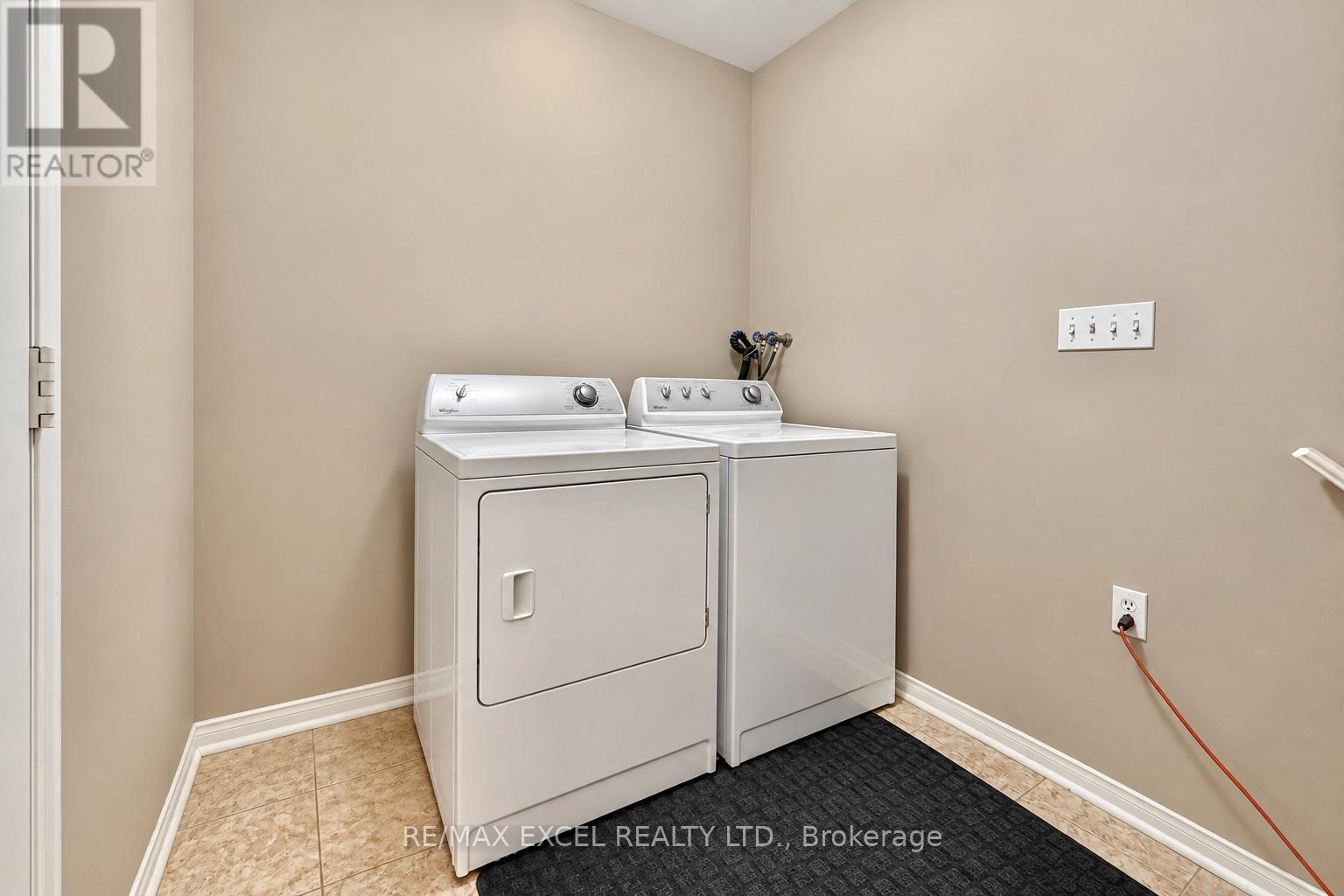 1808 CASTLEMORE AVENUE - 33