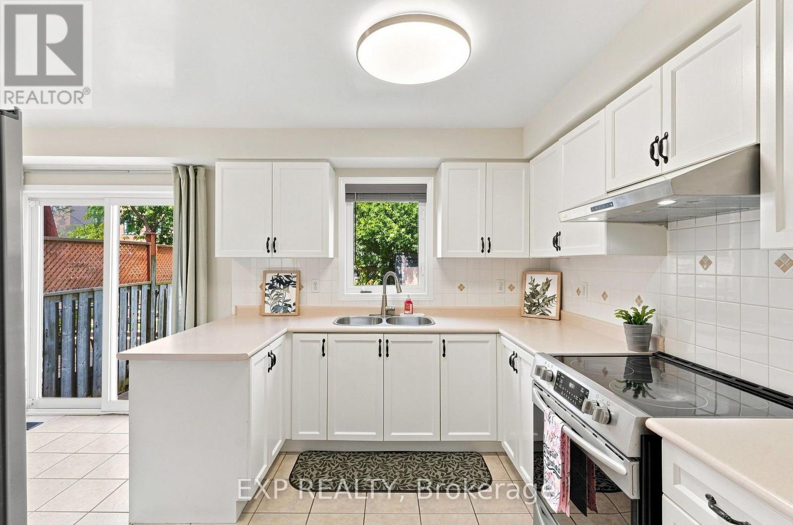 179 SASSAFRAS CIRCLE - 6