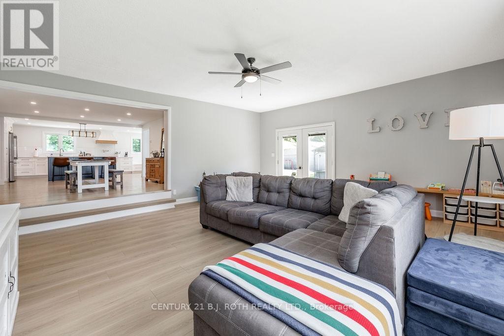 5265 5TH SIDE ROAD - 24