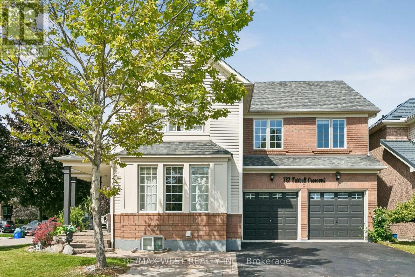 737 TURRELL CRESCENT - 3