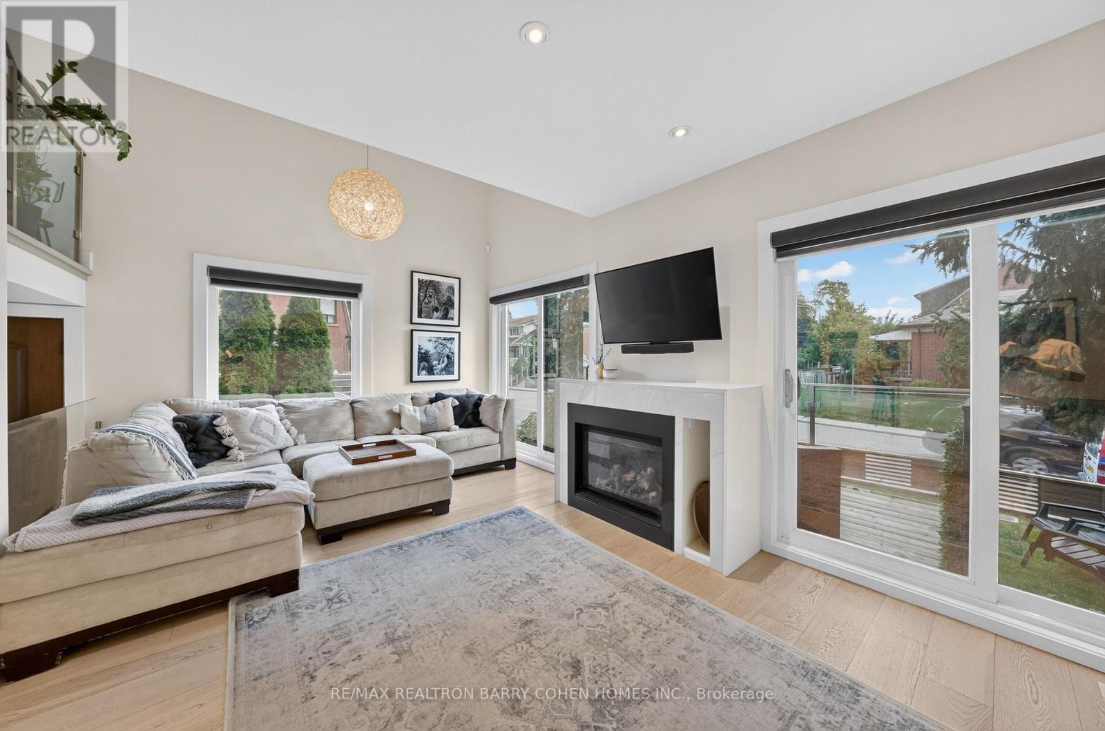 120 HOPE STREET - 5