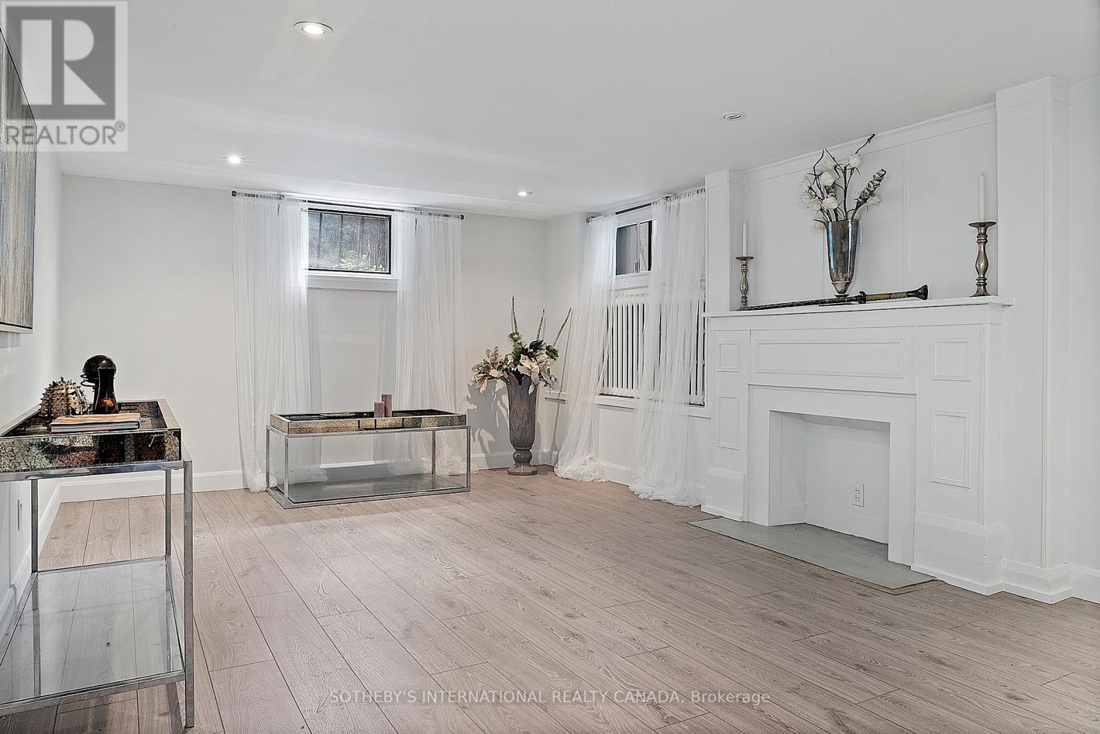 4009 BLOOR STREET W - Image 39