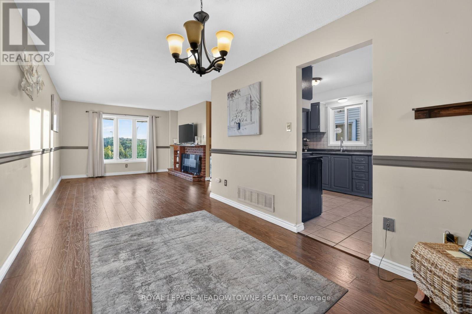 38 LAKEVIEW COURT - 10