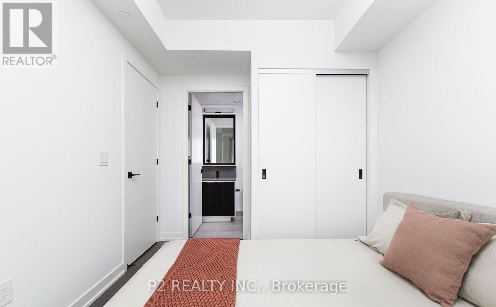 #512 36 ZORRA STREET - 9