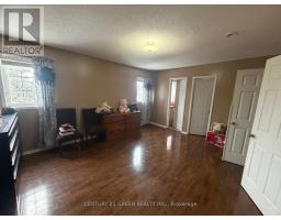 Main & 2nd Level - 68 Seaside Circle, Brampton, ON L6R2G8 Photo 9