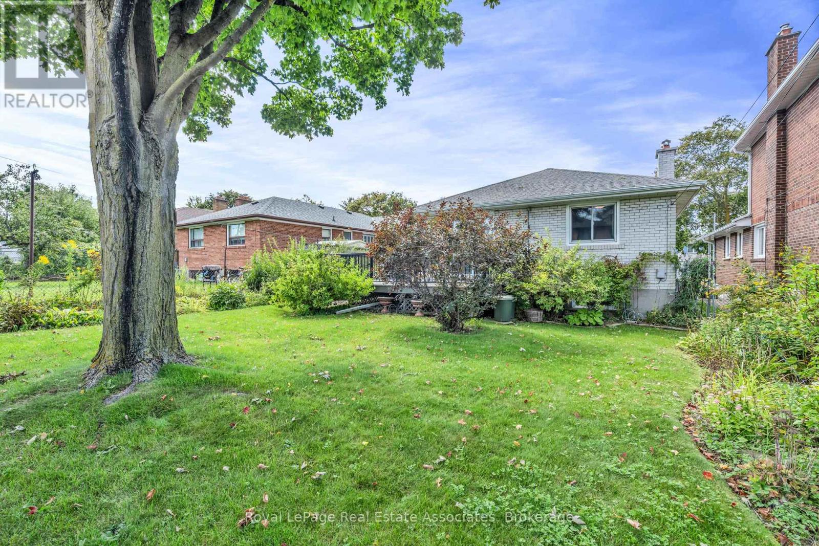 59 STAPLETON DRIVE - Image 37