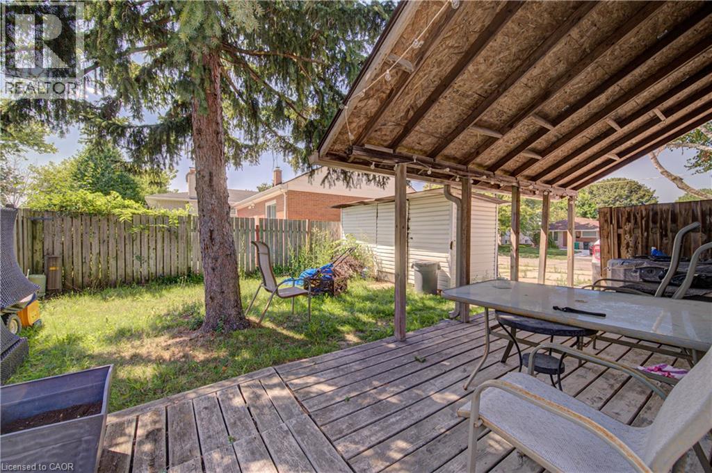 119 WALKER Street - 11