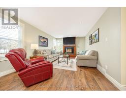 Living room - 213136 10th Line, Amaranth, ON L9W0G4 Photo 12