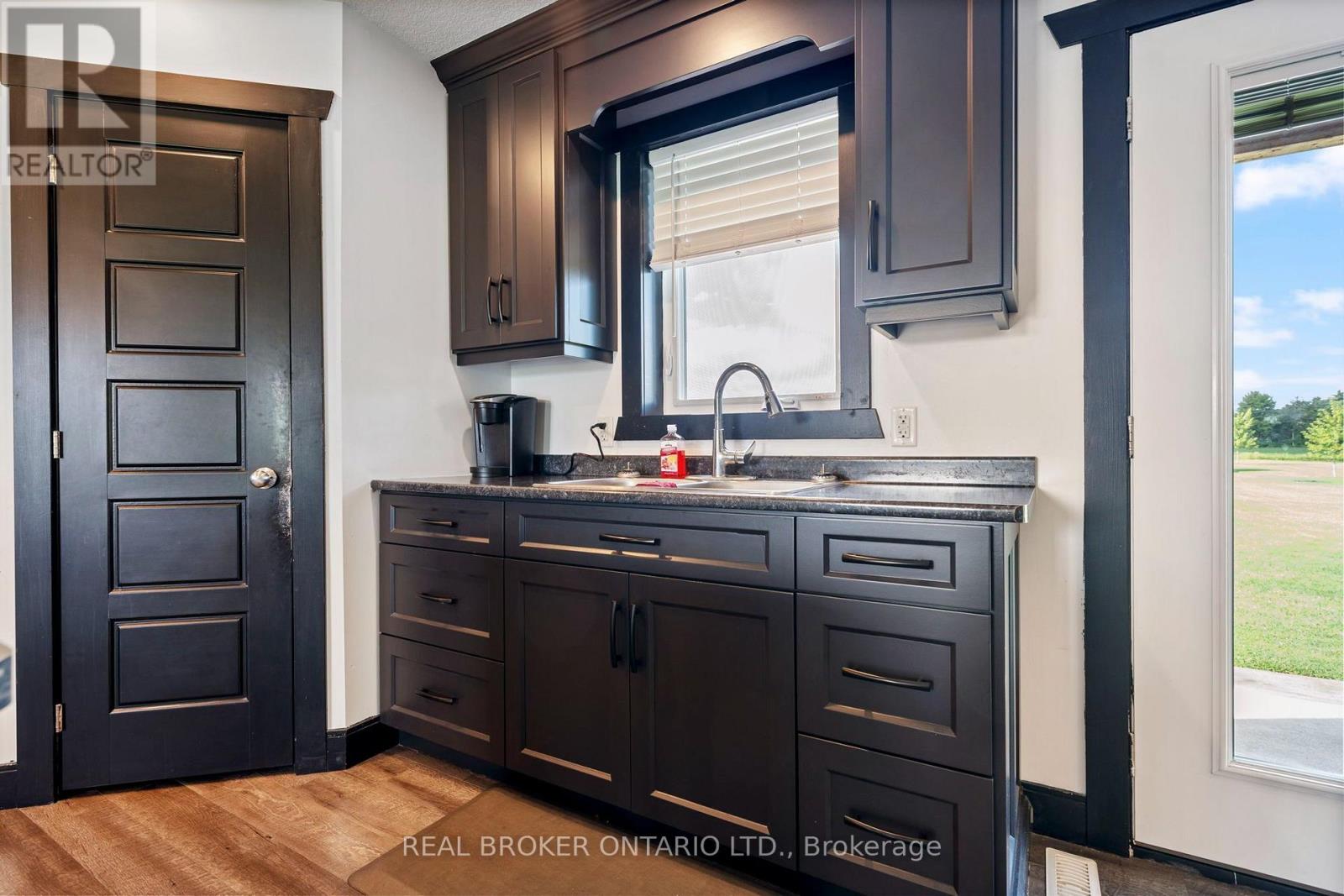 2445 EAST QUARTER LINE ROAD - 11