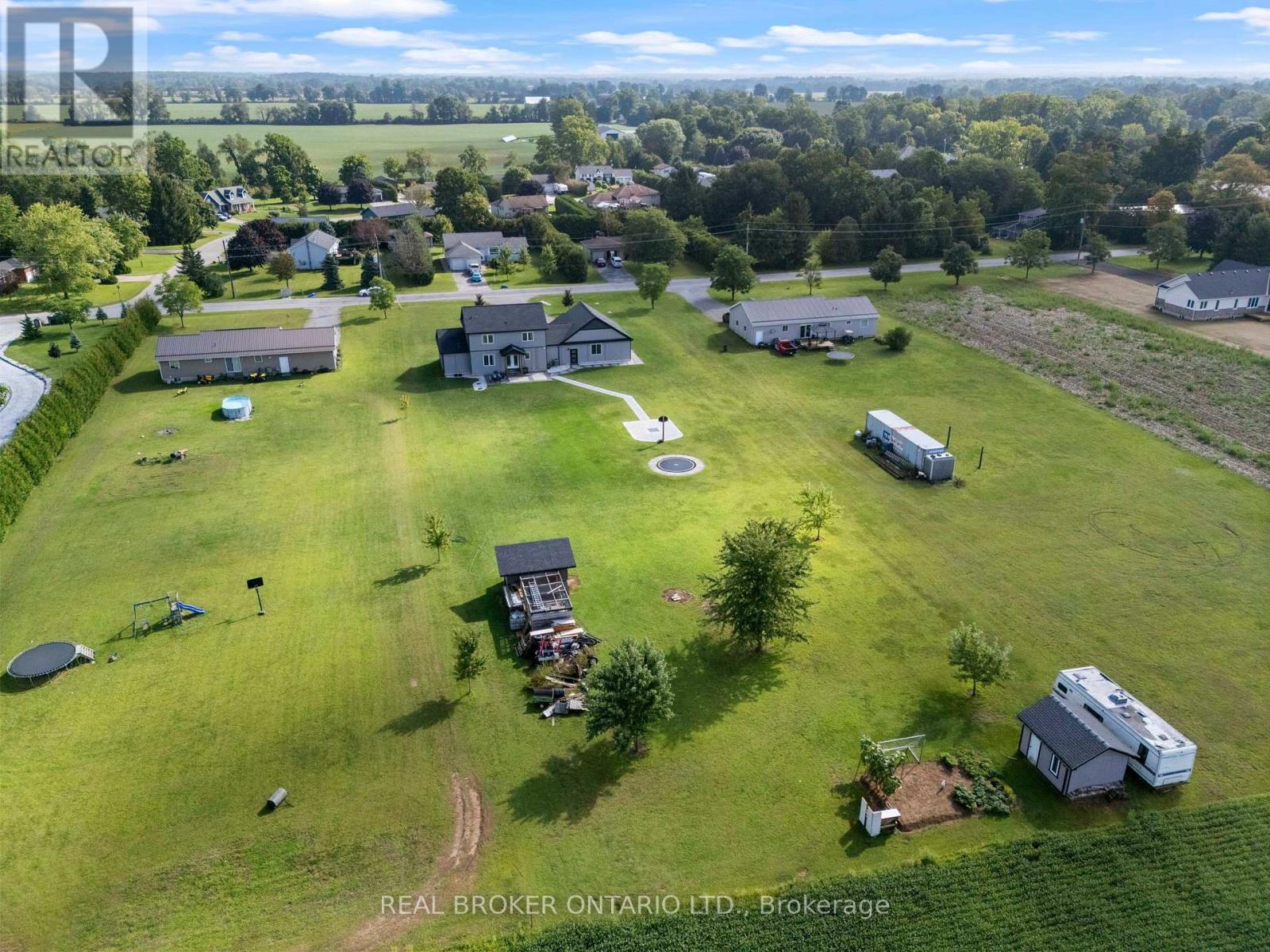 2445 EAST QUARTER LINE ROAD - 31