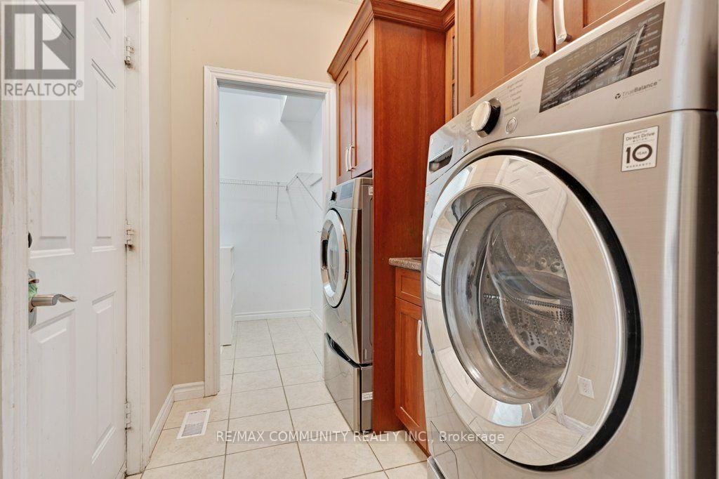 83 MILNE DRIVE - 16