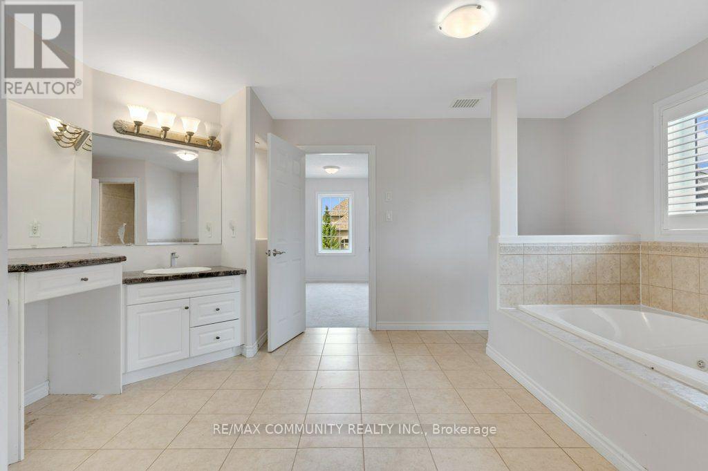 83 MILNE DRIVE - 24