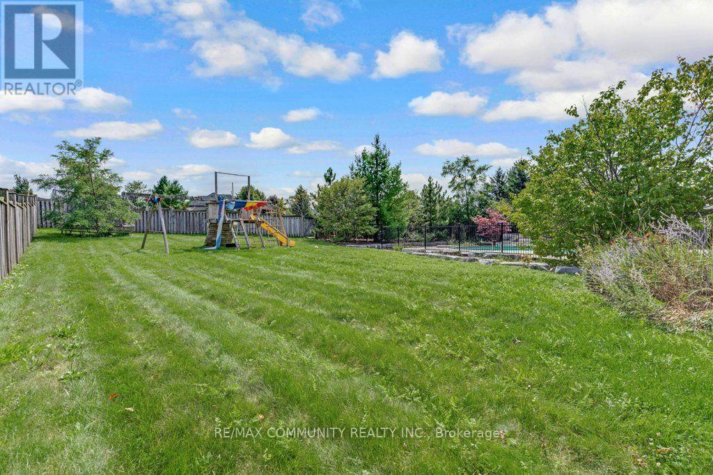 83 MILNE DRIVE - 46