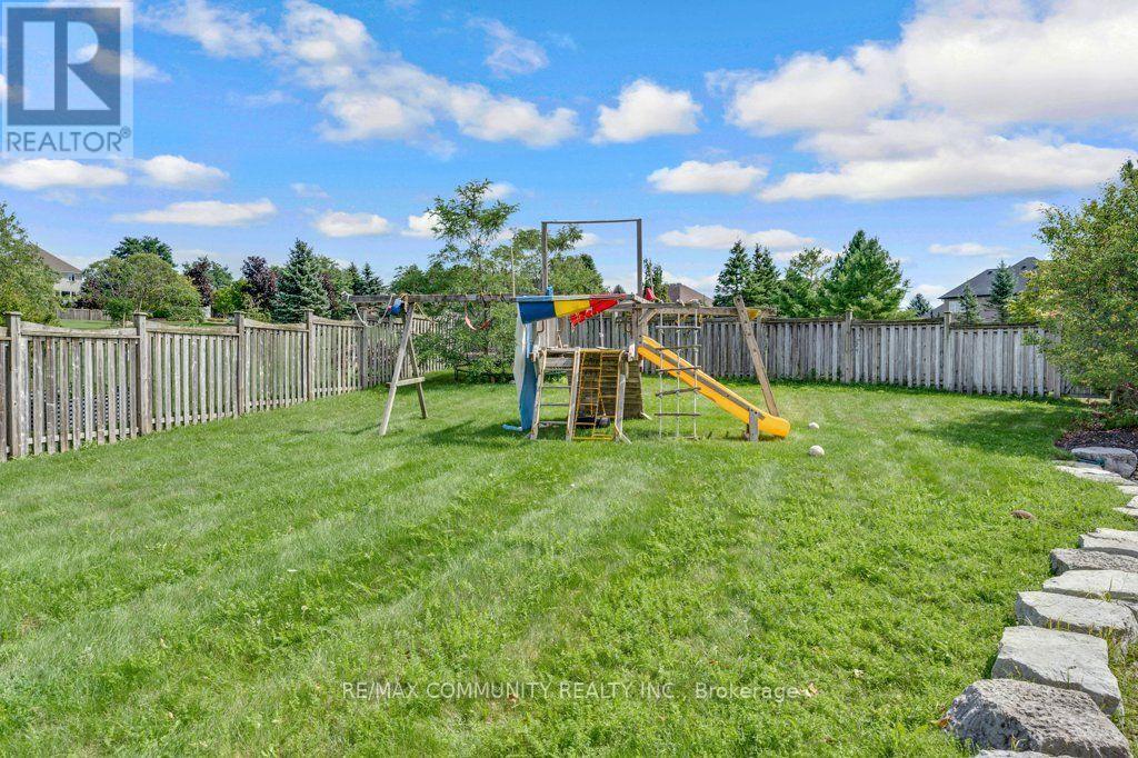 83 MILNE DRIVE - 47