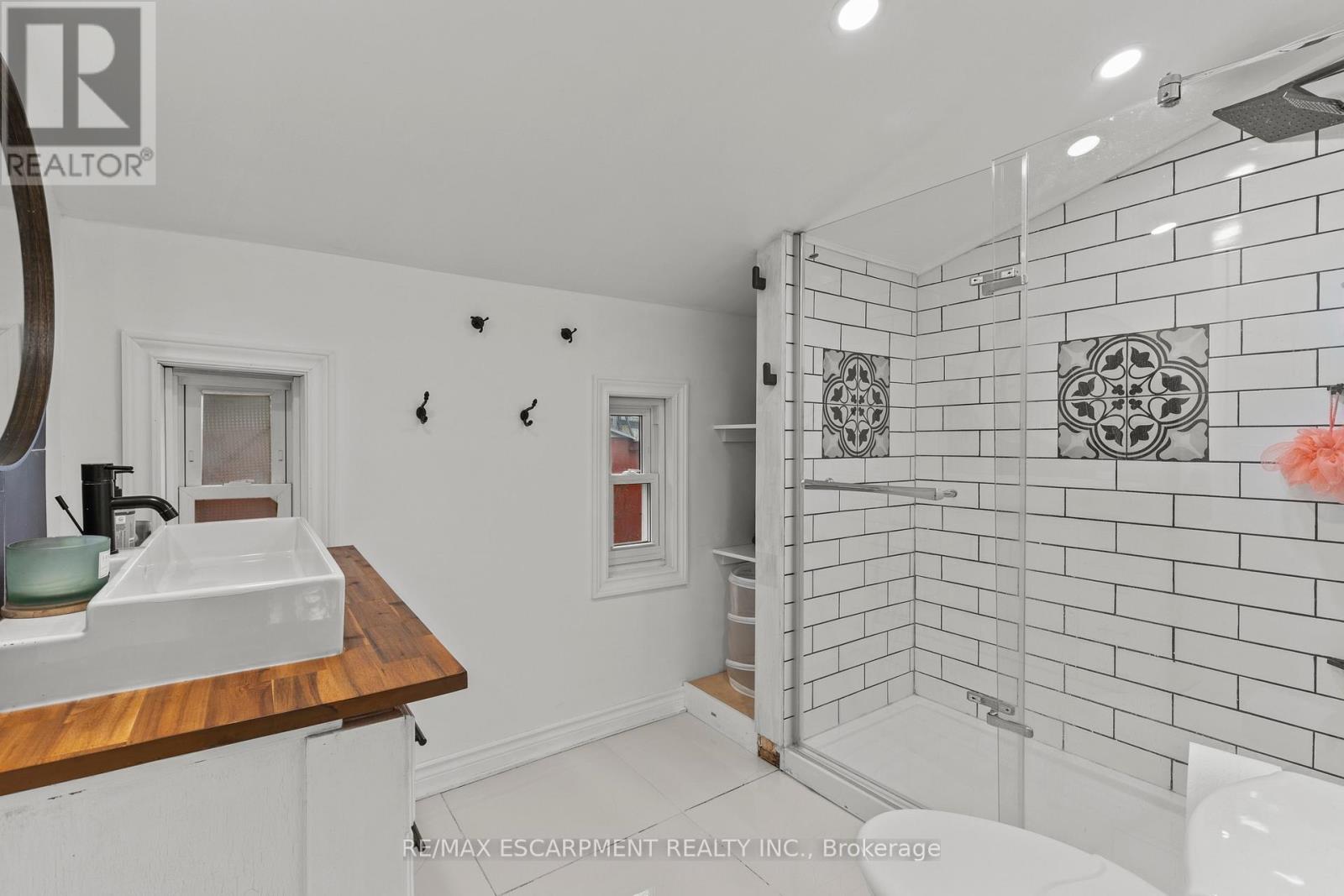 4774 SAINT CLAIR AVENUE - Image 18