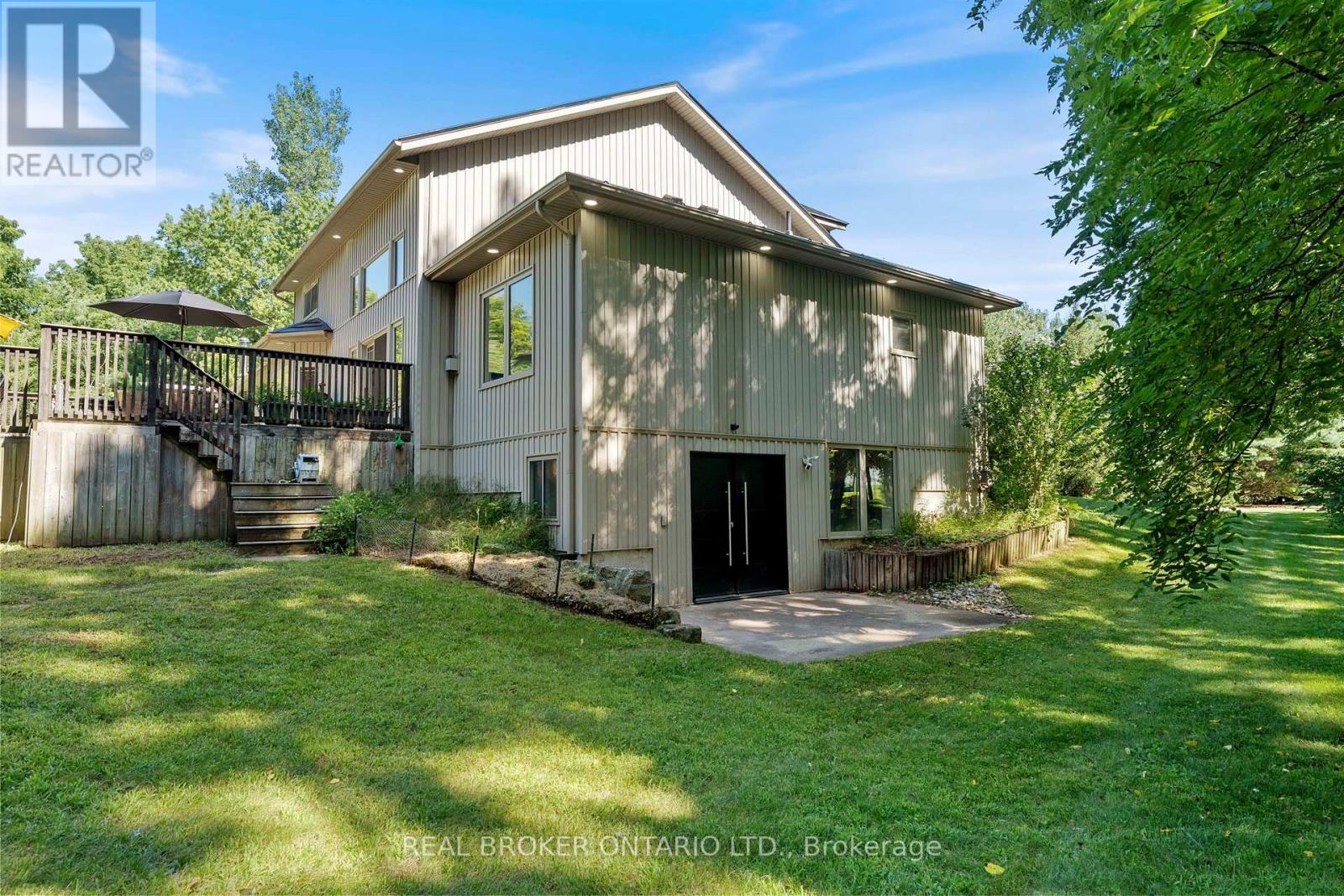 9 MICHAEL'S LANE - Image 32