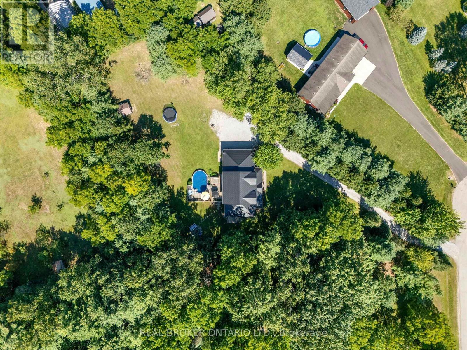 9 MICHAEL'S LANE - Image 38