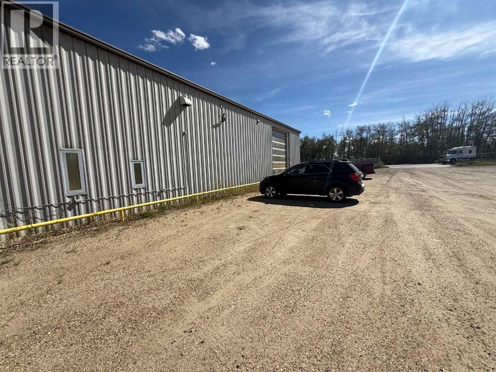 Listing photo – C, 4008 Landry Avenue, Rural Red Deer County