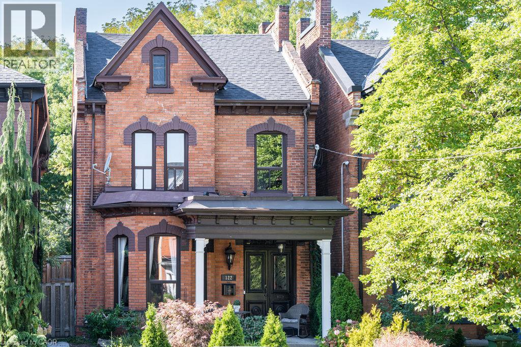 Photo of 122 EAST Avenue